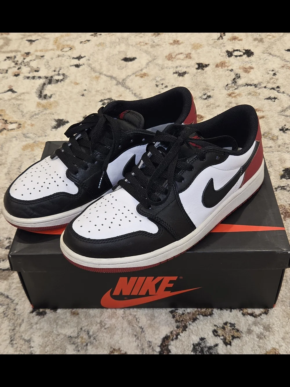 Jordan Retro Low OG Men's Sneakers - Black Toe